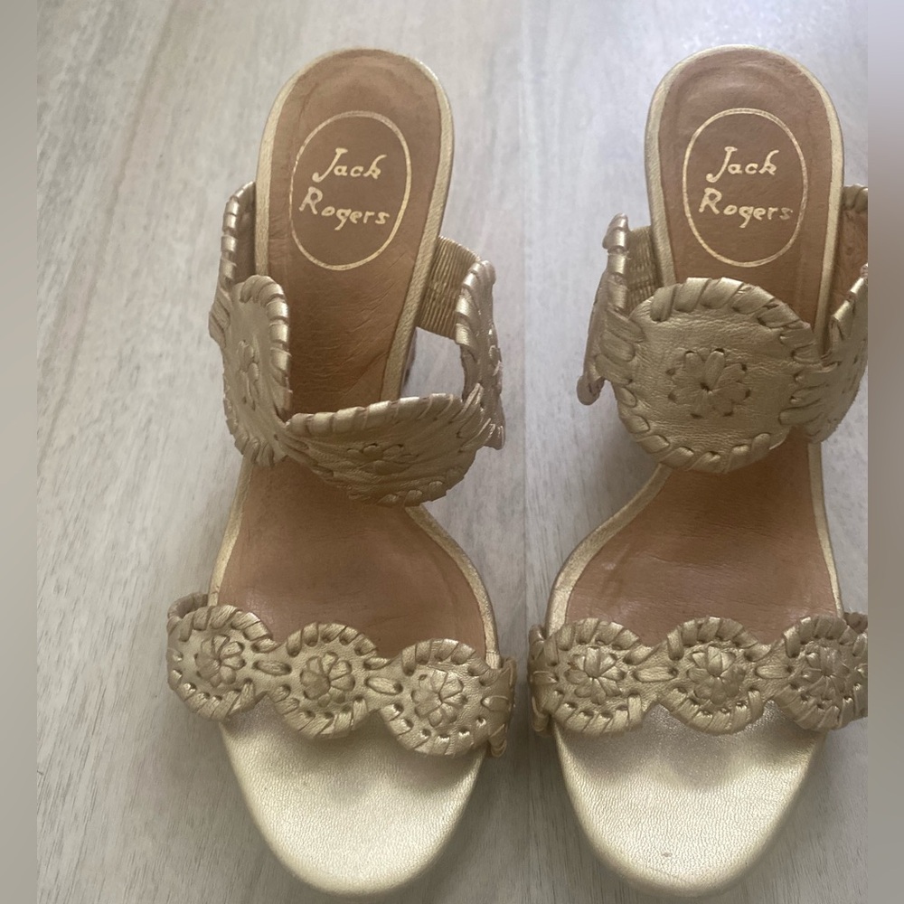 Jack Rogers Lauren heel Platnium Gold size 7M